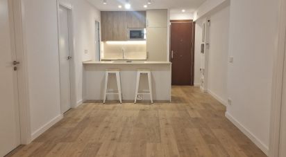 Pis 3 habitacions de 79 m² a Cornella de Llobregat (08940)