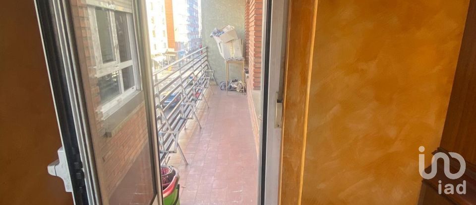 Pis 4 habitacions de 105 m² a León (24005)