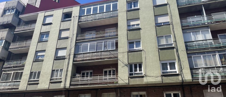 Pis 4 habitacions de 105 m² a León (24005)