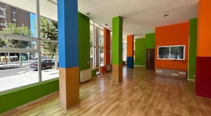 Boutique/Local commercial de 98 m² à León (24008)