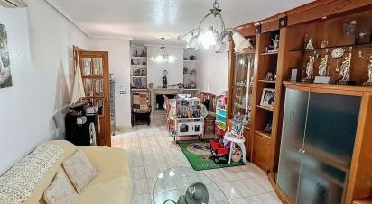 Town house 4 bedrooms of 98 m² in Los Palacios (03179)