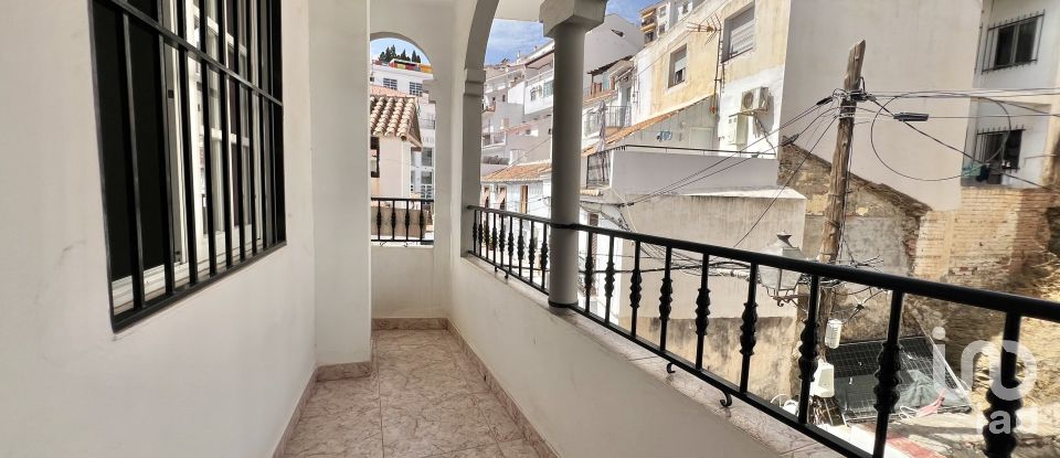 Town house 3 bedrooms of 264 m² in Almáchar (29718)