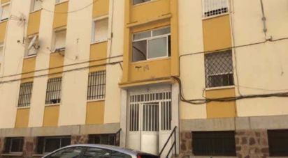 Pis 3 habitacions de 58 m² a Ceuta (51002)