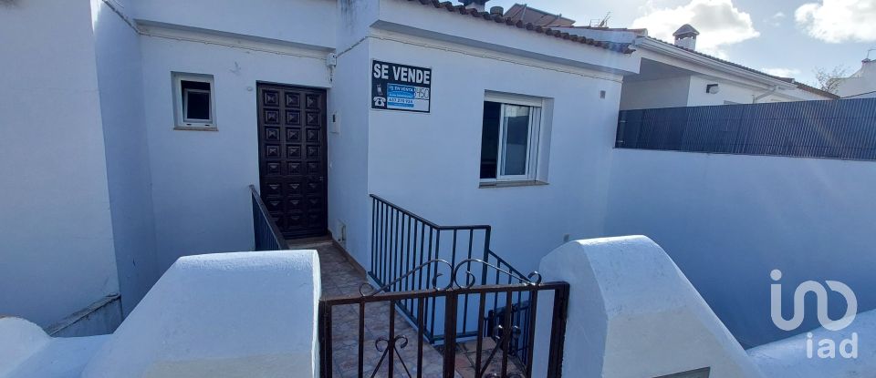 House 4 bedrooms of 104 m² in Sanlúcar de Guadiana (21595)