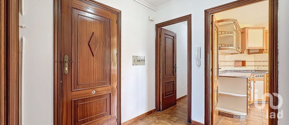 Apartment 4 bedrooms of 128 m² in Rianxo (15920)