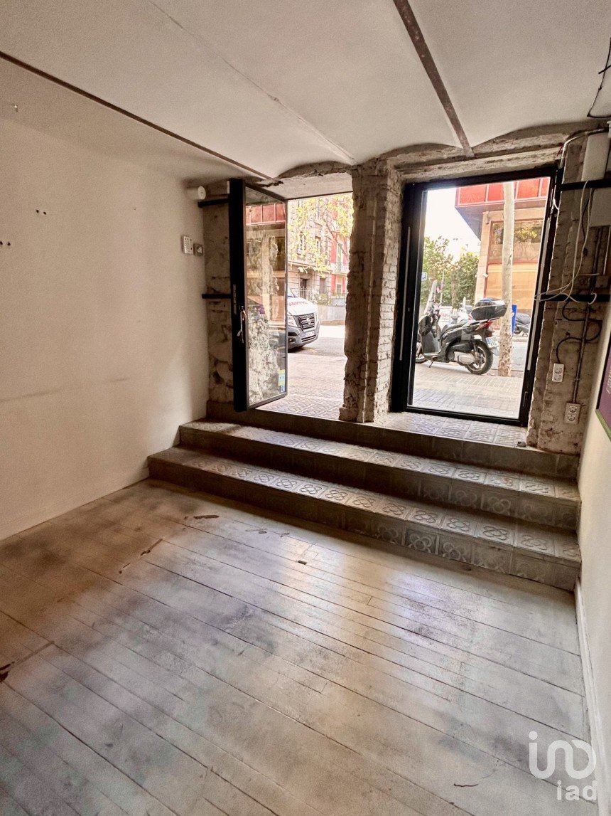 Shop / premises commercial of 30 m² in Barcelona (08008)