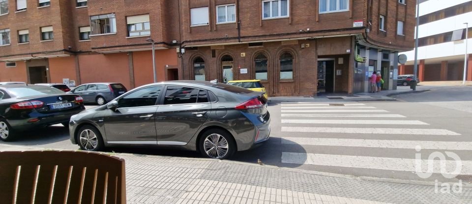 Botiga / Local comercial de 119 m² a Gijón (33207)