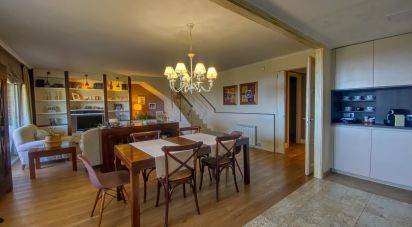 Apartment 5 bedrooms of 197 m² in Tiana (08391)