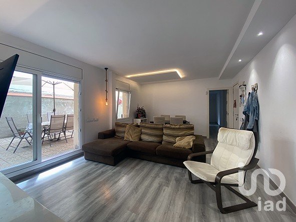 Pis 3 habitacions de 92 m² a Terrassa (08225)