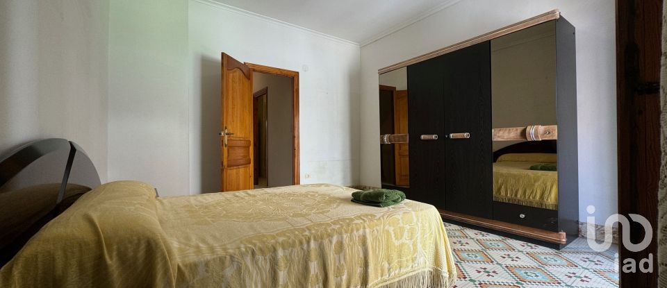 Lodge 5 bedrooms of 180 m² in Pego (03780)