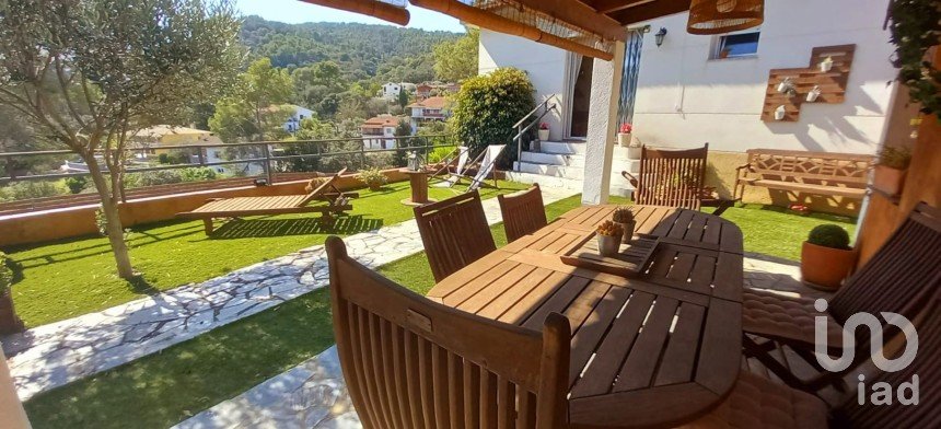 House 4 bedrooms of 224 m² in Argentona (08310)