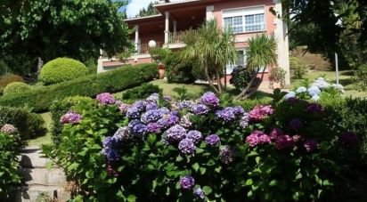 Chalet 4 habitaciones de 763 m² en Campaño (36157)