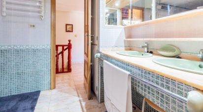 Gîte 5 chambres de 192 m² à Almoradí (03160)