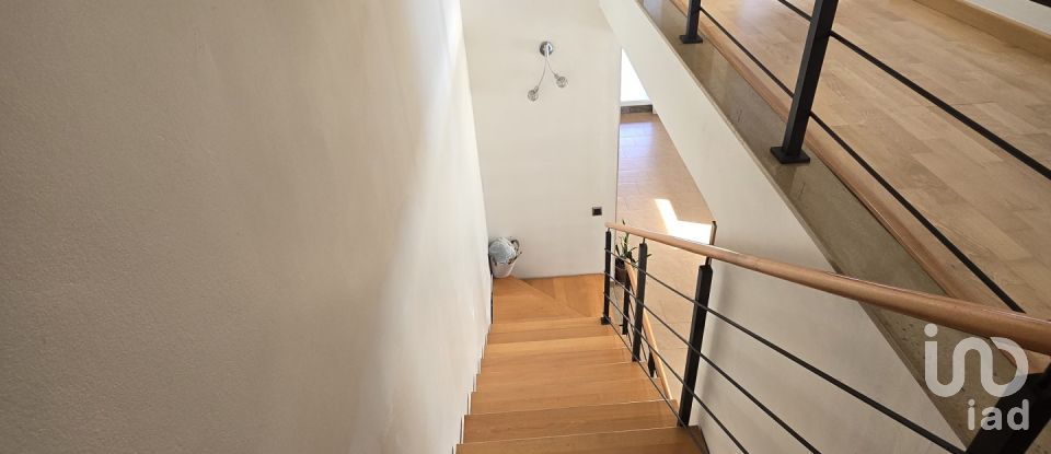 Maison 4 chambres de 250 m² à Santa Perpètua de Mogoda (08130)