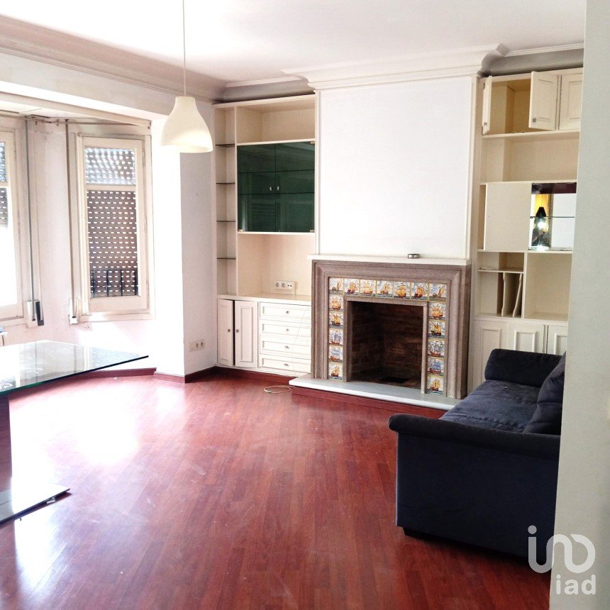 Appartement 3 chambres de 122 m² à Tortosa (43500)