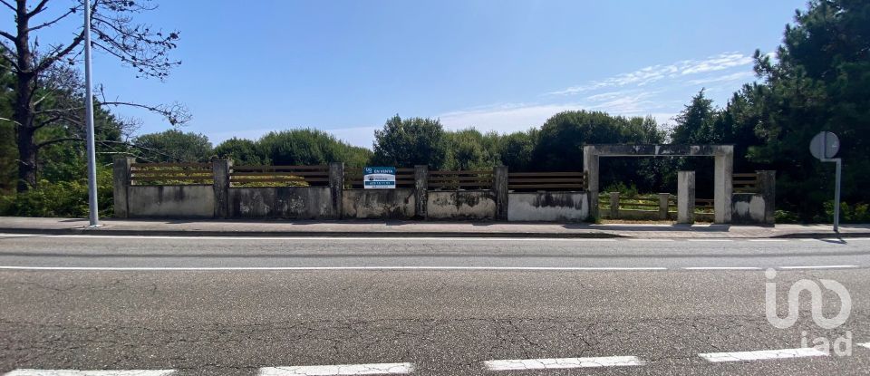 Land of 1,077 m² in A Illa de Arousa (36626)