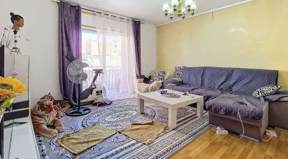 Pis 3 habitacions de 73 m² a Badalona (08914)