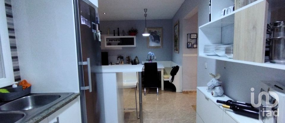 Pis 4 habitacions de 112 m² a Castelldefels (08860)