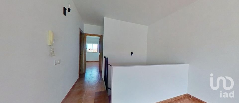 Apartment 4 bedrooms of 96 m² in Les Cases d'Alcanar (43569)