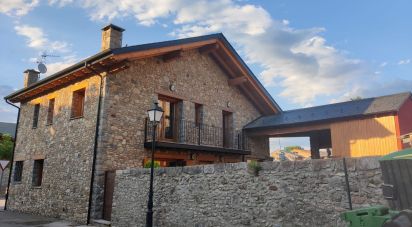 Demeure 4 chambres de 197 m² à Bellver de Cerdanya (25720)