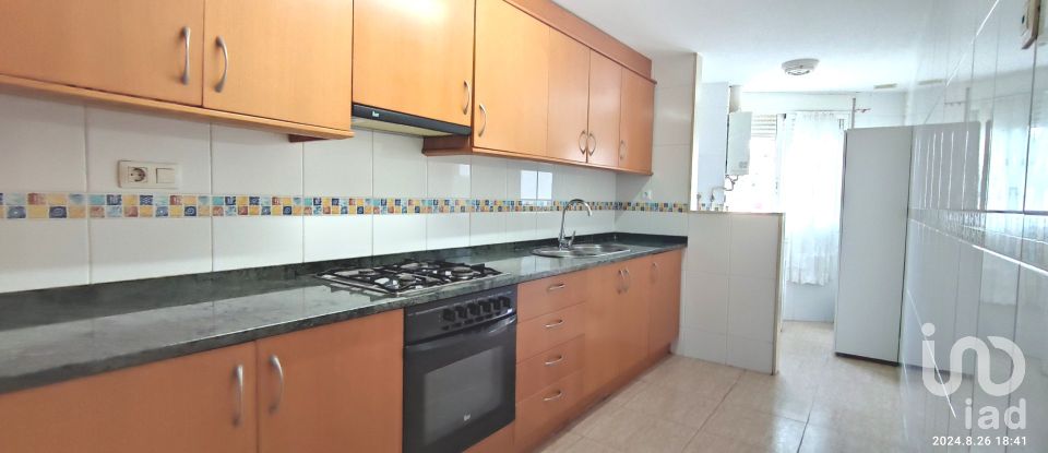 Apartment 3 bedrooms of 96 m² in Onda (12200)