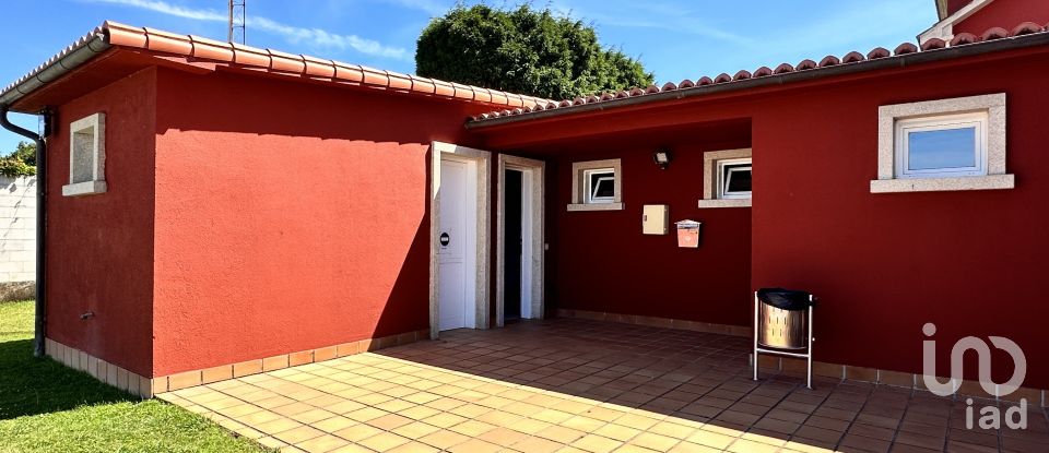 Casa 4 habitacions de 300 m² a Vilalonga (36990)