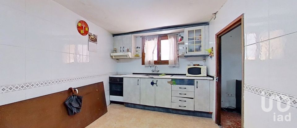 House 4 bedrooms of 150 m² in Mont-Roig del Camp (43300)