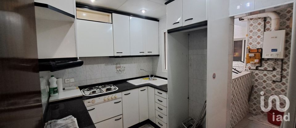 Pis 3 habitacions de 59 m² a Esplugues de Llobregat (08950)