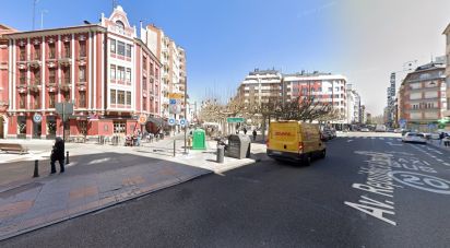 Botiga / Local comercial de 450 m² a León (24004)