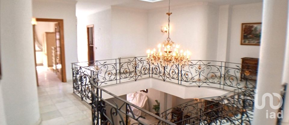 Town house 6 bedrooms of 302 m² in Cantoria (04850)