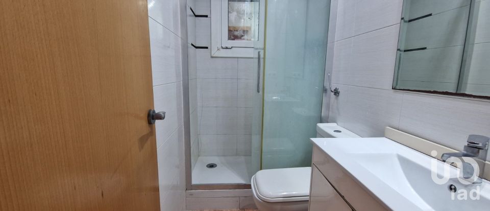 Pis 3 habitacions de 60 m² a Cornella de Llobregat (08940)