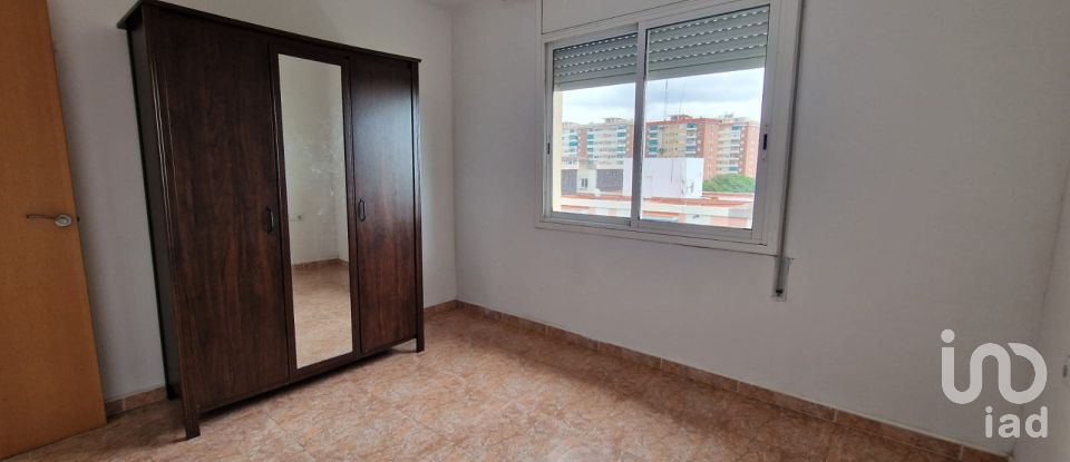 Pis 3 habitacions de 60 m² a Cornella de Llobregat (08940)