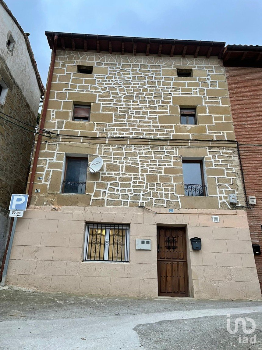 Apartment 9 bedrooms of 200 m² in Treviana (26215)