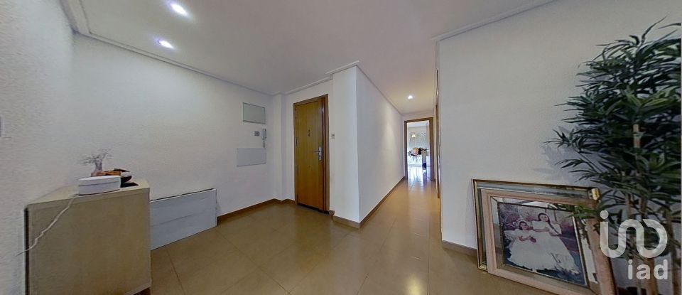 Pis 2 habitacions de 108 m² a Elx/Elche (03206)