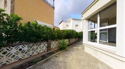 House 4 bedrooms of 228 m² in Valls (43800)