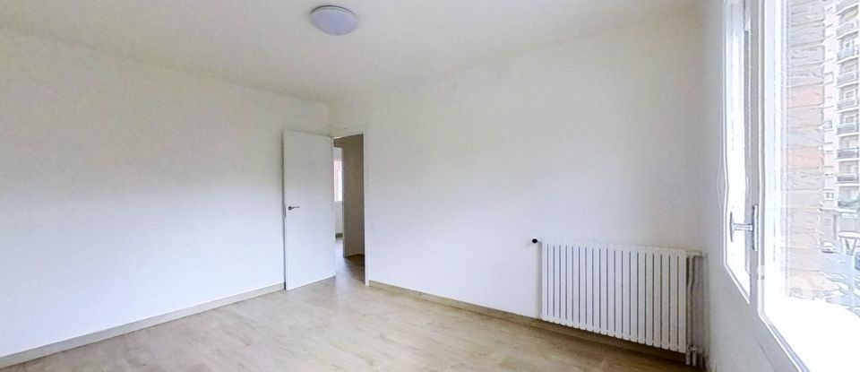 Maison 4 chambres de 228 m² à Valls (43800)