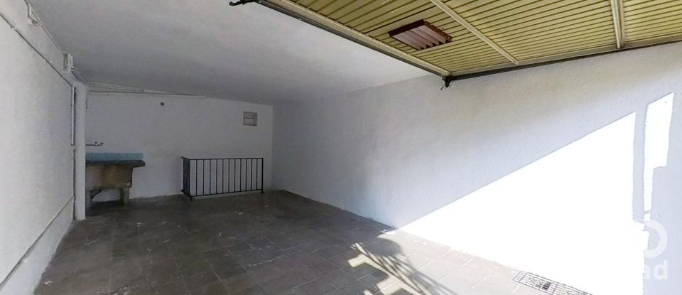 Maison 4 chambres de 228 m² à Valls (43800)