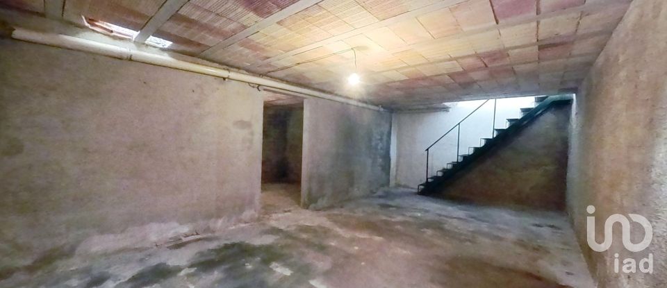 Maison 4 chambres de 228 m² à Valls (43800)