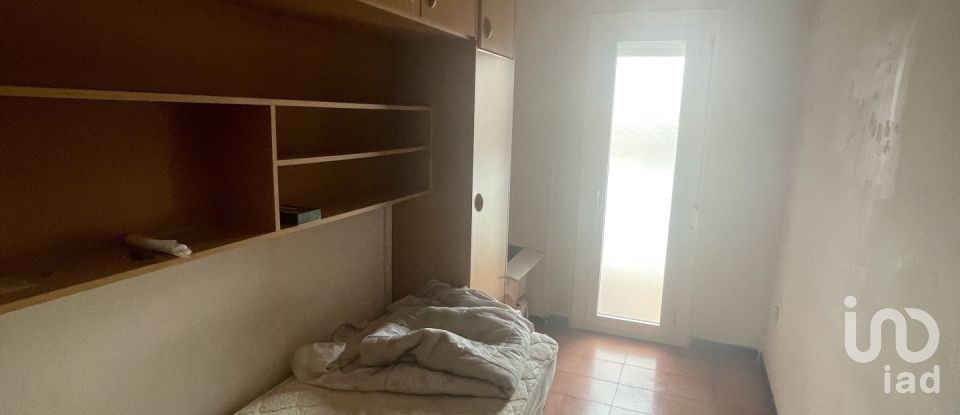 Pis 3 habitacions de 60 m² a Barcelona (08042)