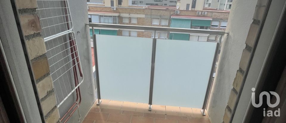 Pis 3 habitacions de 60 m² a Barcelona (08042)