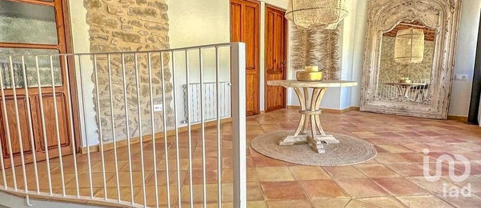 Town house 5 bedrooms of 276 m² in Patró (03788)