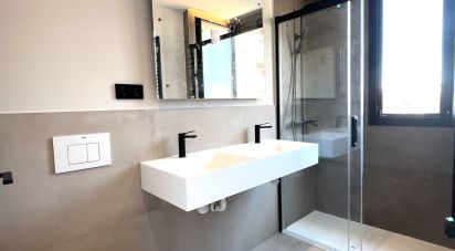 Pis 3 habitacions de 90 m² a Barcelona (08026)