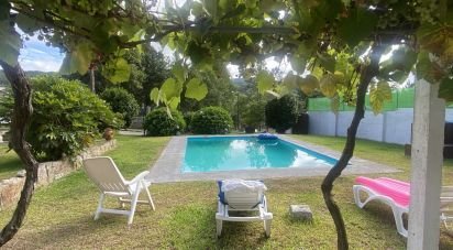 House 5 bedrooms of 239 m² in San Lourenzo de Nogueira (36637)