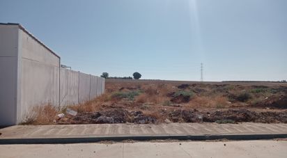 Land of 421 m² in Cañada Rosal (41439)