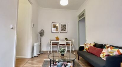 Pis 3 habitacions de 54 m² a Barcelona (08003)