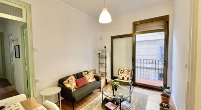 Pis 3 habitacions de 54 m² a Barcelona (08003)