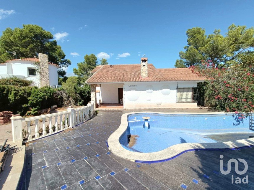 House 4 bedrooms of 200 m² in L'Ametlla de Mar (43860)