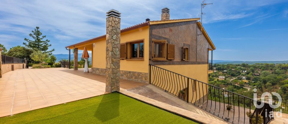 Cottage 5 bedrooms of 300 m² in Riells i Viabrea (17404)