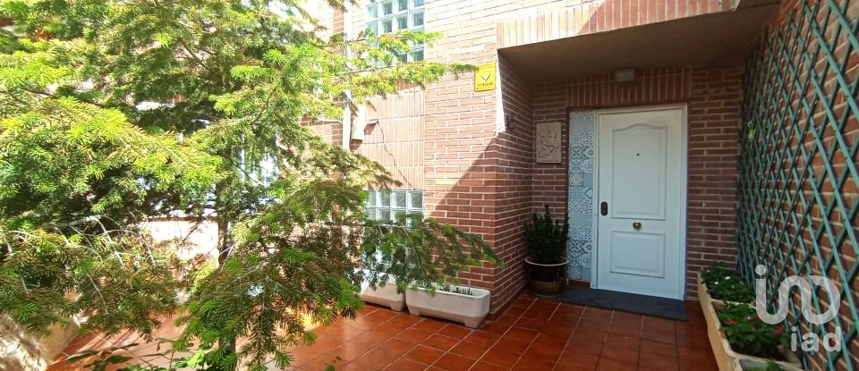 Casa 5 habitacions de 324 m² a Alcalá de Henares (28804)