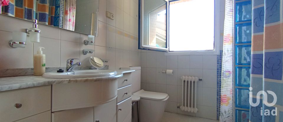 Gîte 5 chambres de 324 m² à Alcalá de Henares (28804)